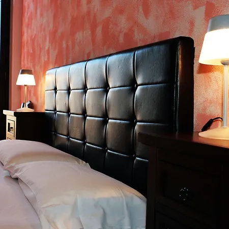 La Casa Rossa 3*