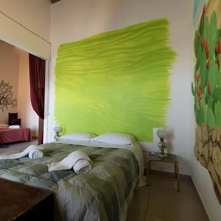 La Casa Rossa Bed & Breakfast 3*
