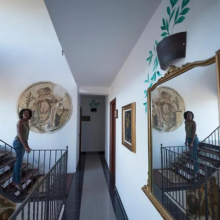 La Casa Rossa Bed & Breakfast 3*